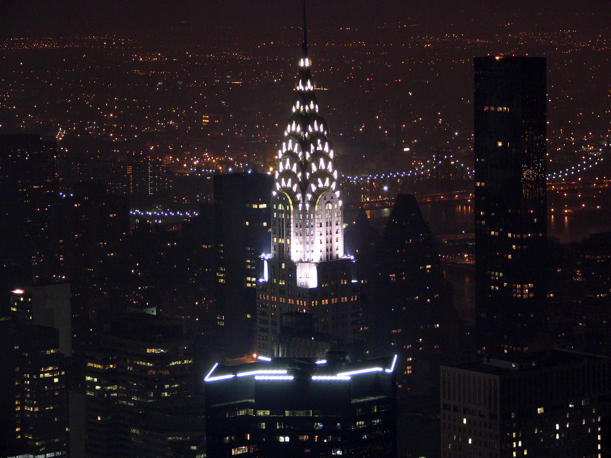 Empire state building at night 39.jpg